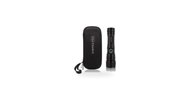 K-NATICS PRO LED zaklamp op batterijen met opberghoes, in onze ogen de beste noodlamp van 2026