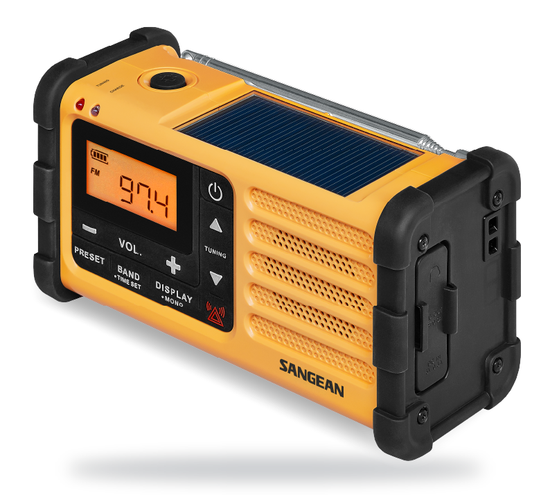 De bovenkant van de Sangean MMR-88 noodradio met het zonnepaneel en de aansluitingen aan de zijkant